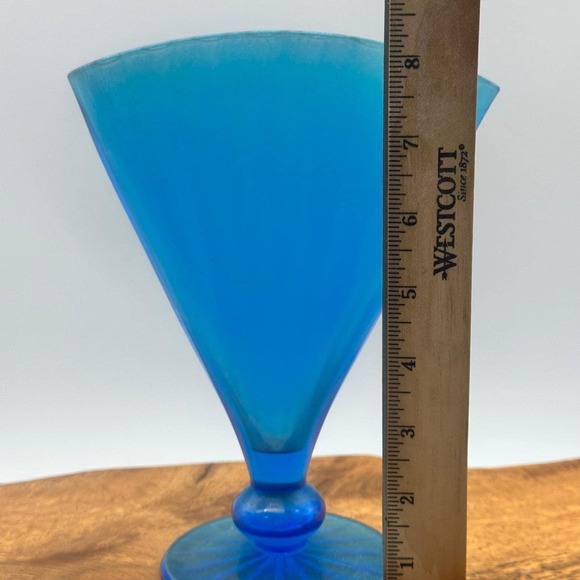 Turquoise Opaque Glass Fan Vase - Picture 4 of 7